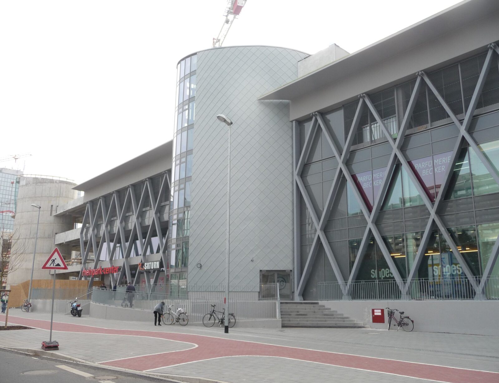 Rheinparkcenter Neuss 01